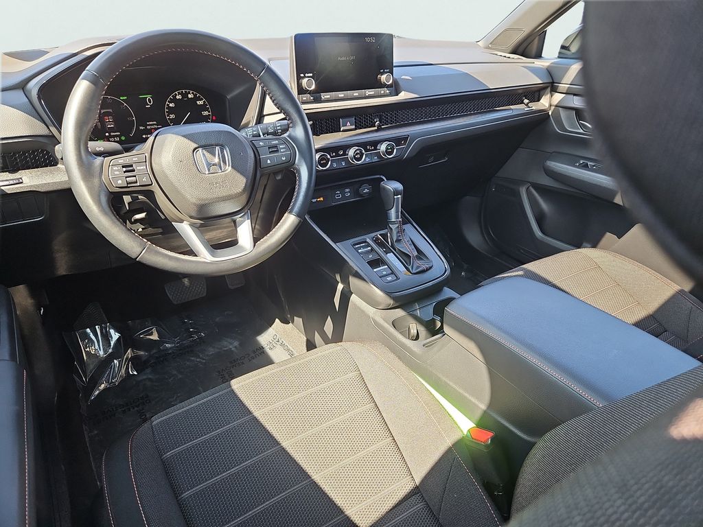 2025 Honda CR-V Sport - Photo 11