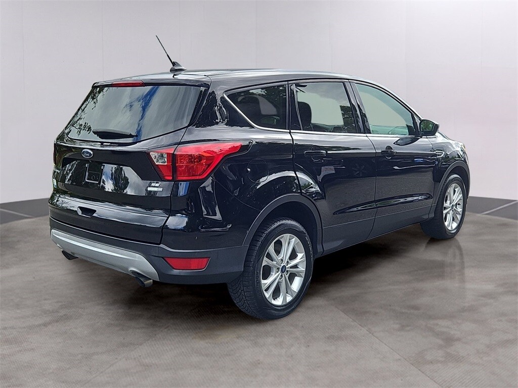 2019 Ford Escape SE photo 4