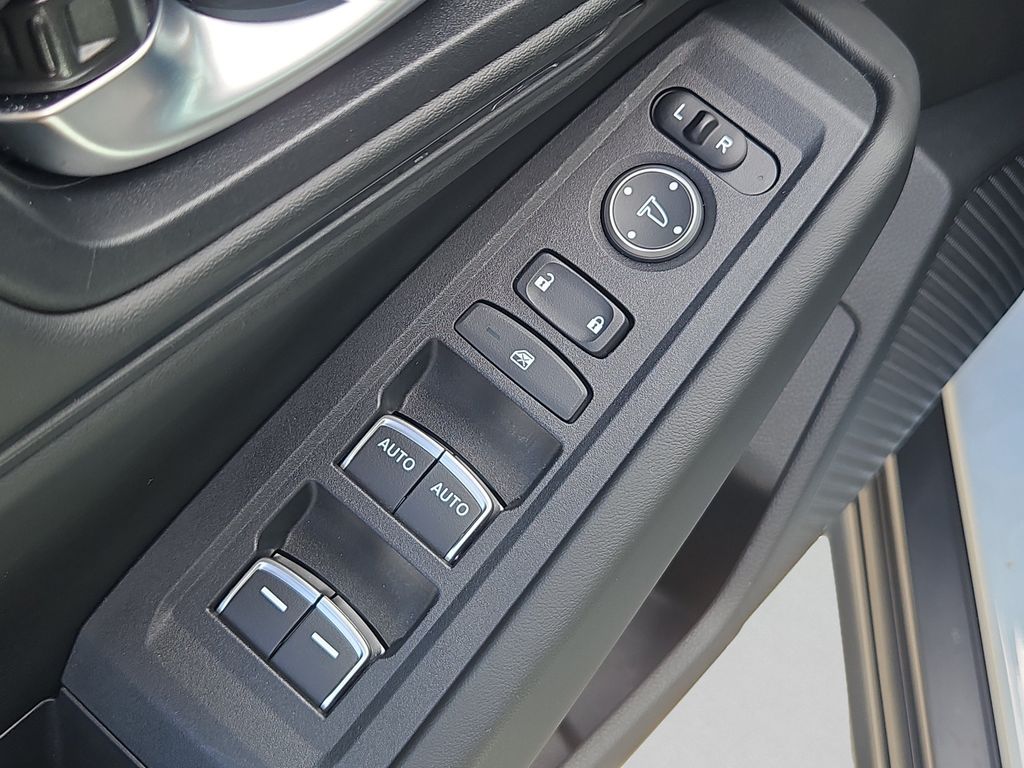 2023 Honda Accord EX - Photo 24
