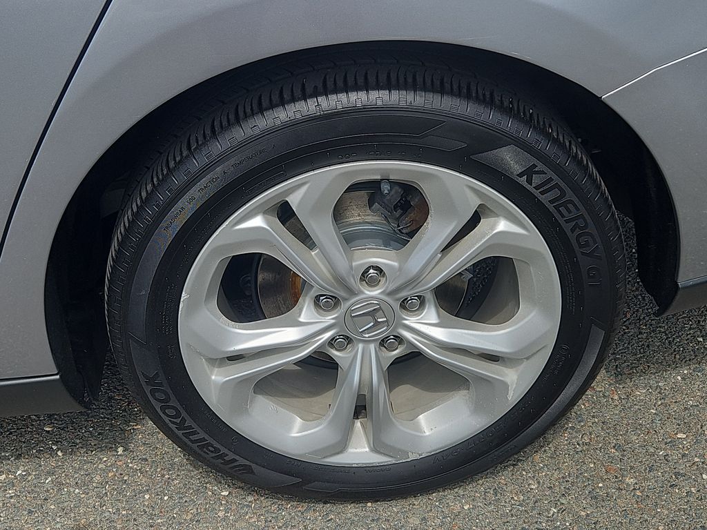 2023 Honda Accord LX - Photo 8