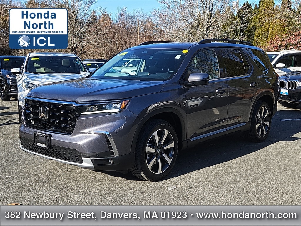 2025 Honda Pilot Touring's photo
