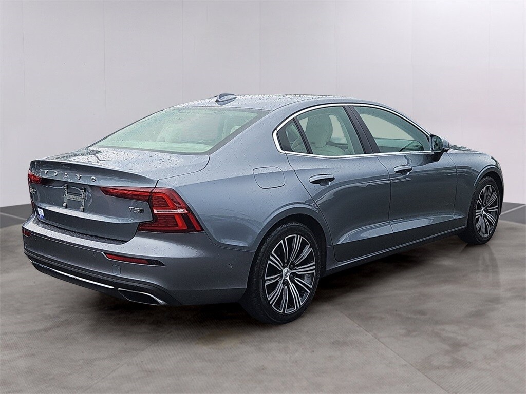 2021 Volvo S60 T5 Inscription photo 4