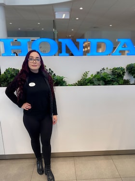 Staff member Jasli Maldonado from ID_458e8f243bfb