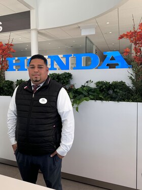 Staff member Carlos Ortiz from ID_458e8f243bfb