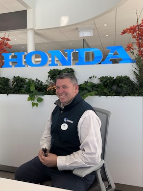 Staff member Sean Geyer from ID_458e8f243bfb