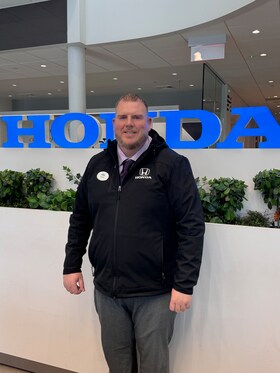 Staff member Ken Allder from ID_458e8f243bfb