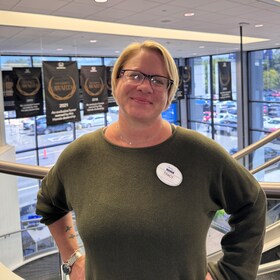 Staff member Tracy Forshay from ID_8b3f36af0de7