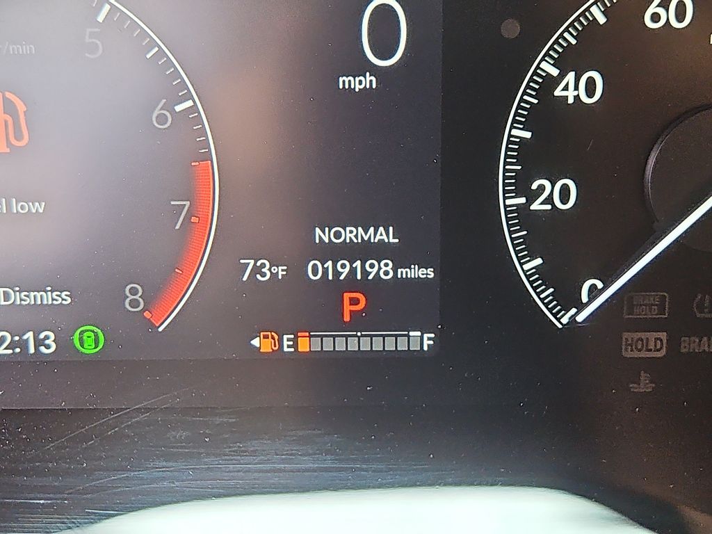 2025 Honda CR-V LX - Photo 13