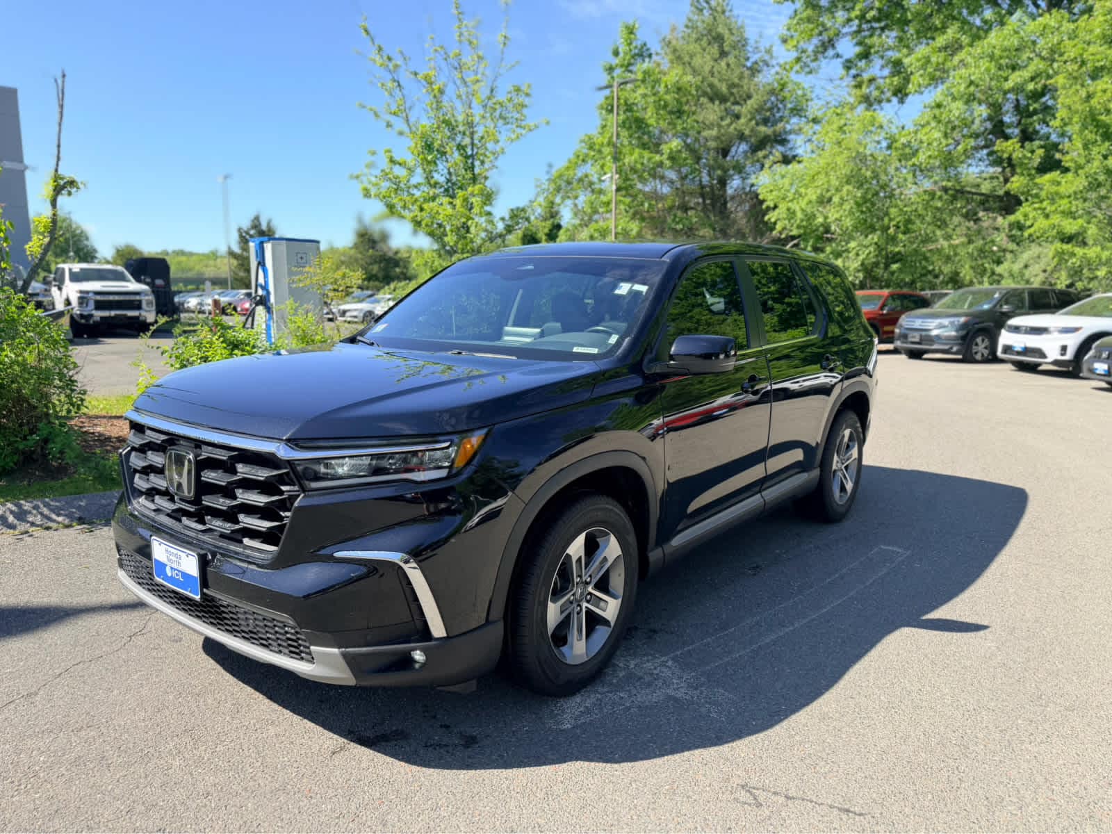 2023 Honda Pilot EX-L 8-Occupant AWD's photo