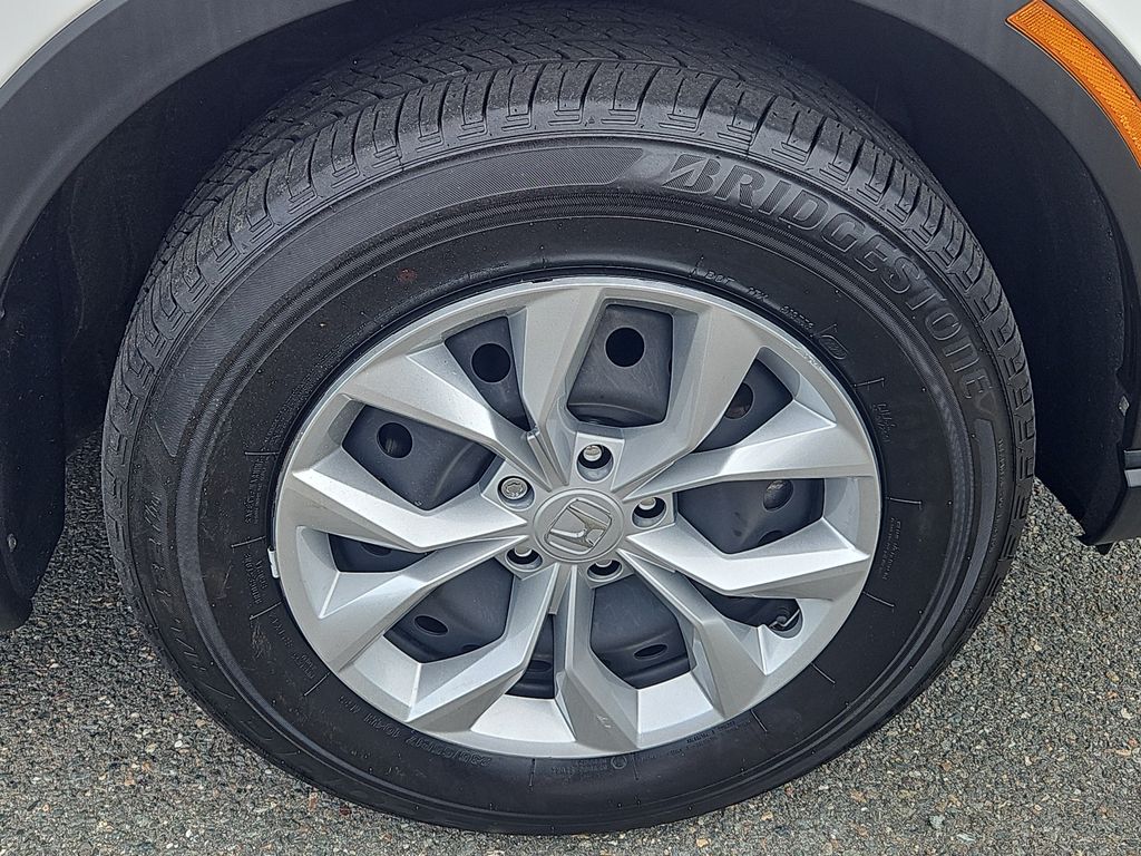 2025 Honda CR-V LX - Photo 10