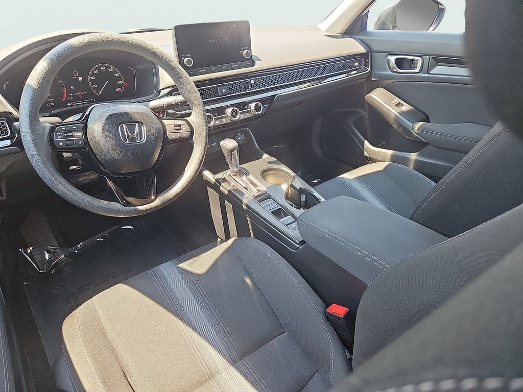 2024 Honda Civic Hatchback LX - Photo 11