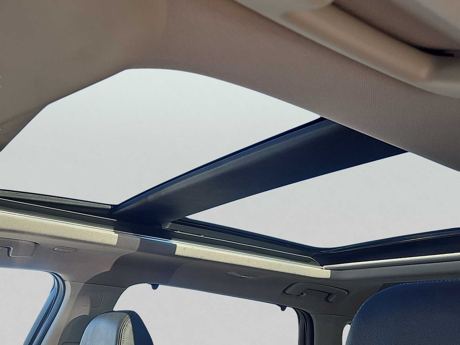 2023 Nissan Rogue SL - Photo 15