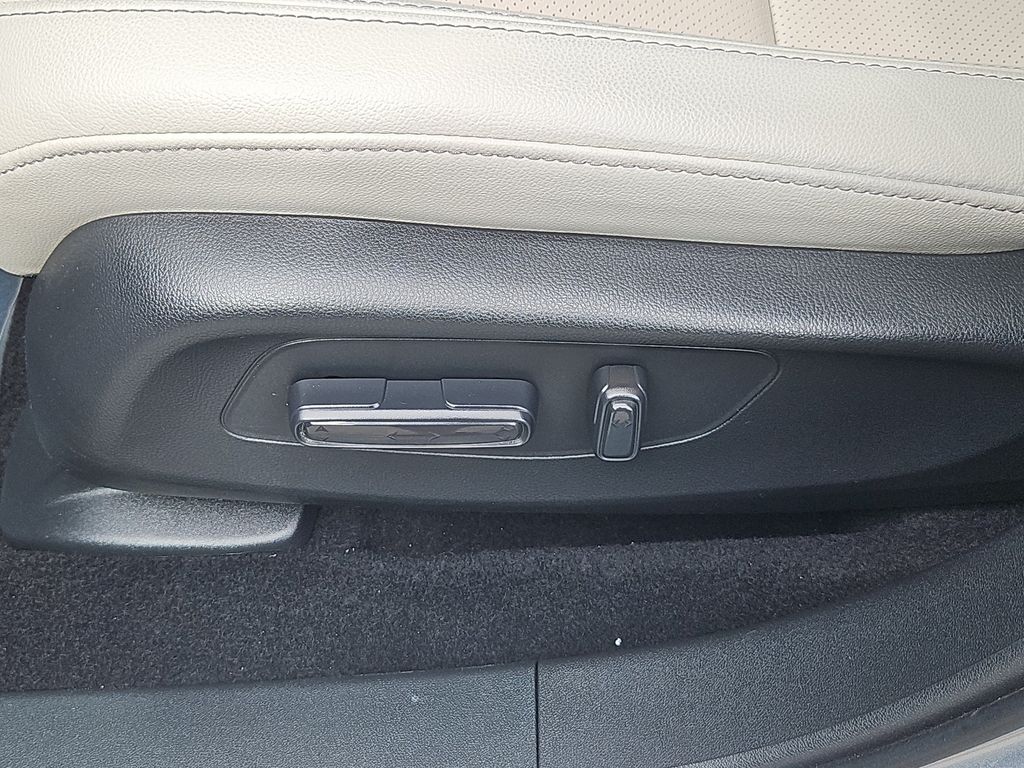 2026 Honda HR-V EX-L - Photo 19