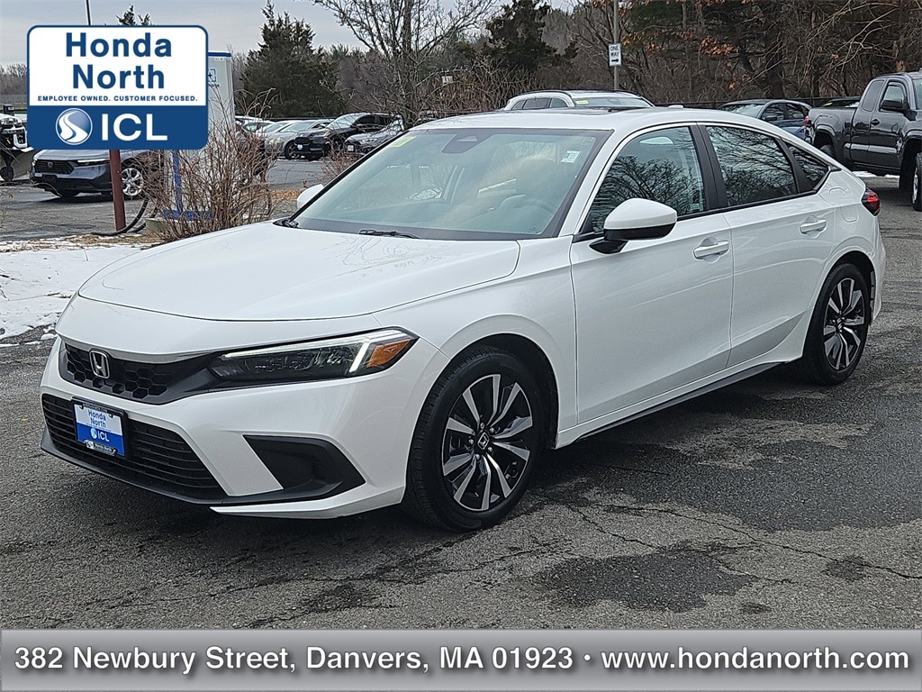 2024 Honda Civic Hatchback EX-L's photo