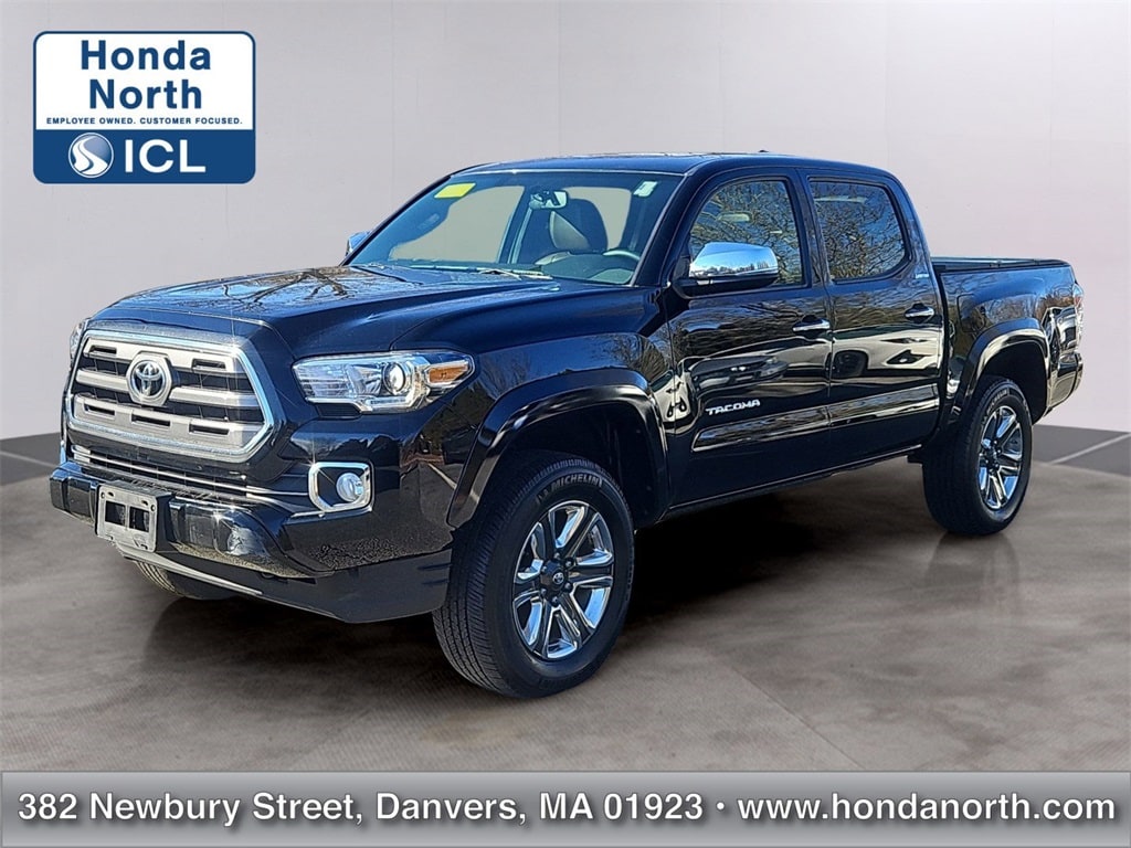 2017 Toyota Tacoma Limited's photo