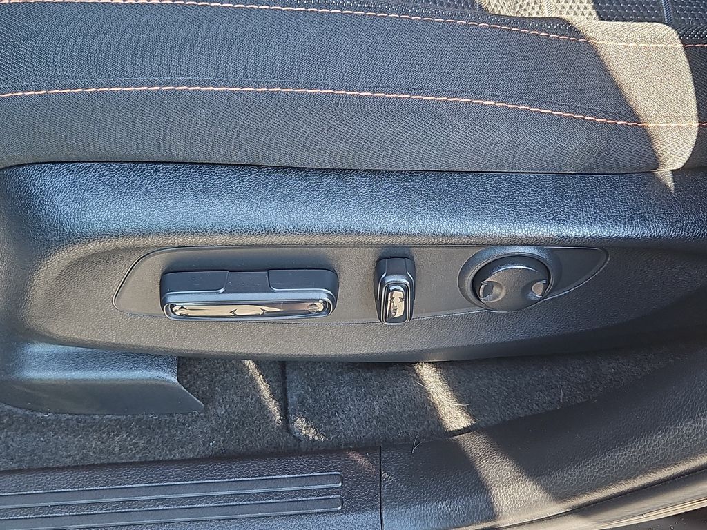 2025 Honda CR-V Sport - Photo 20