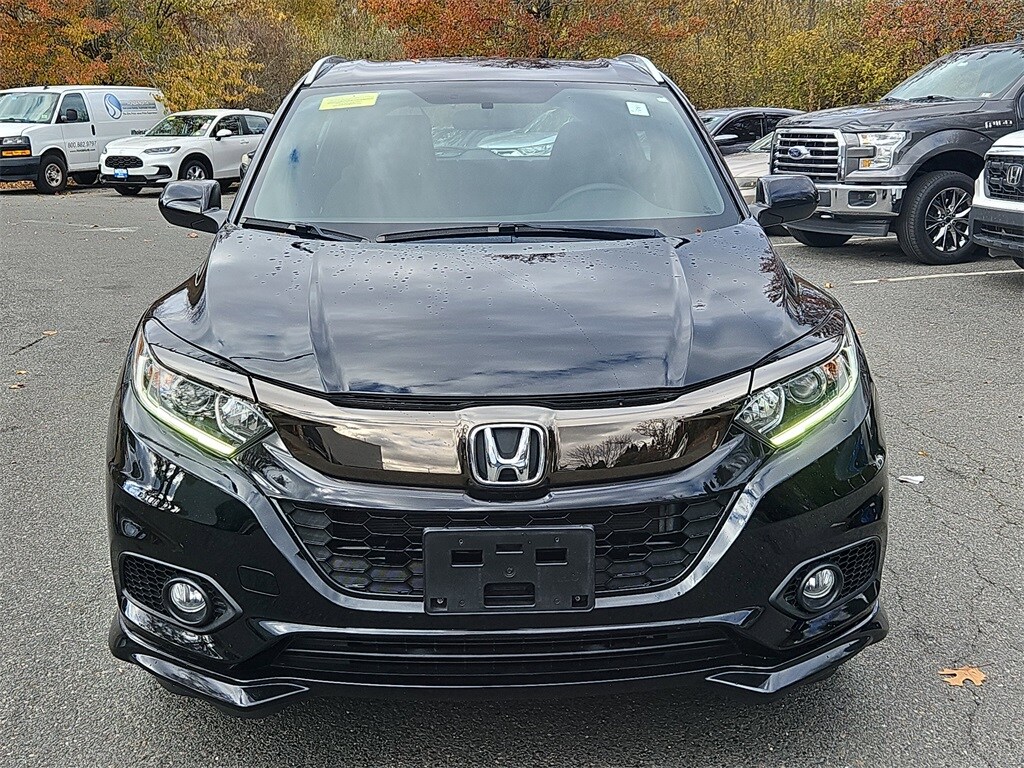 2019 Honda HR-V Sport photo 2