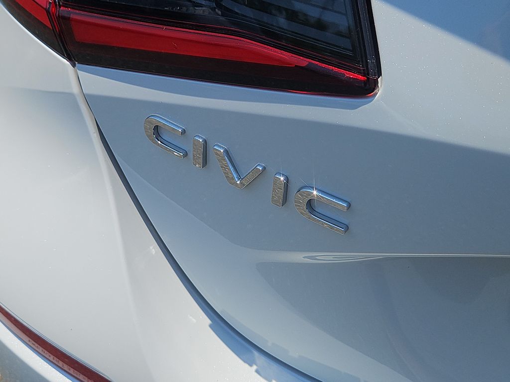 2024 Honda Civic Hatchback LX - Photo 12