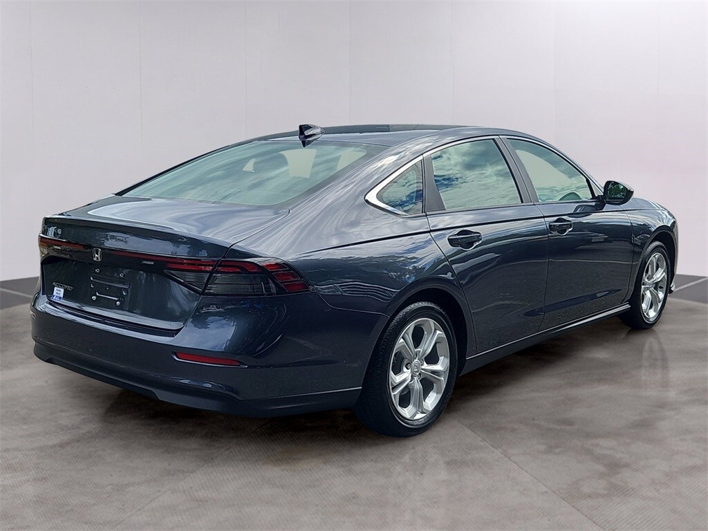 2024 Honda Accord LX photo 4