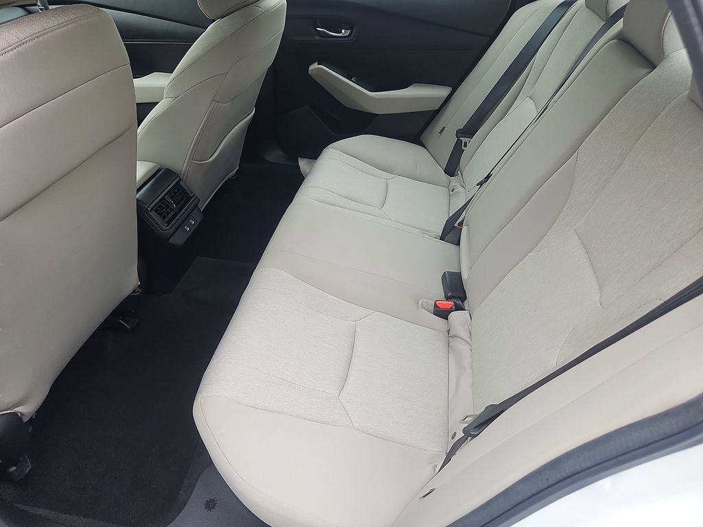 2025 Honda Accord LX - Photo 27