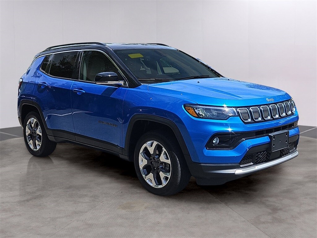 2022 Jeep Compass Limited photo 3
