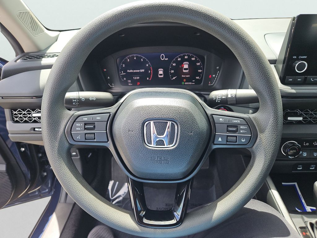 2025 Honda Accord SE - Photo 28