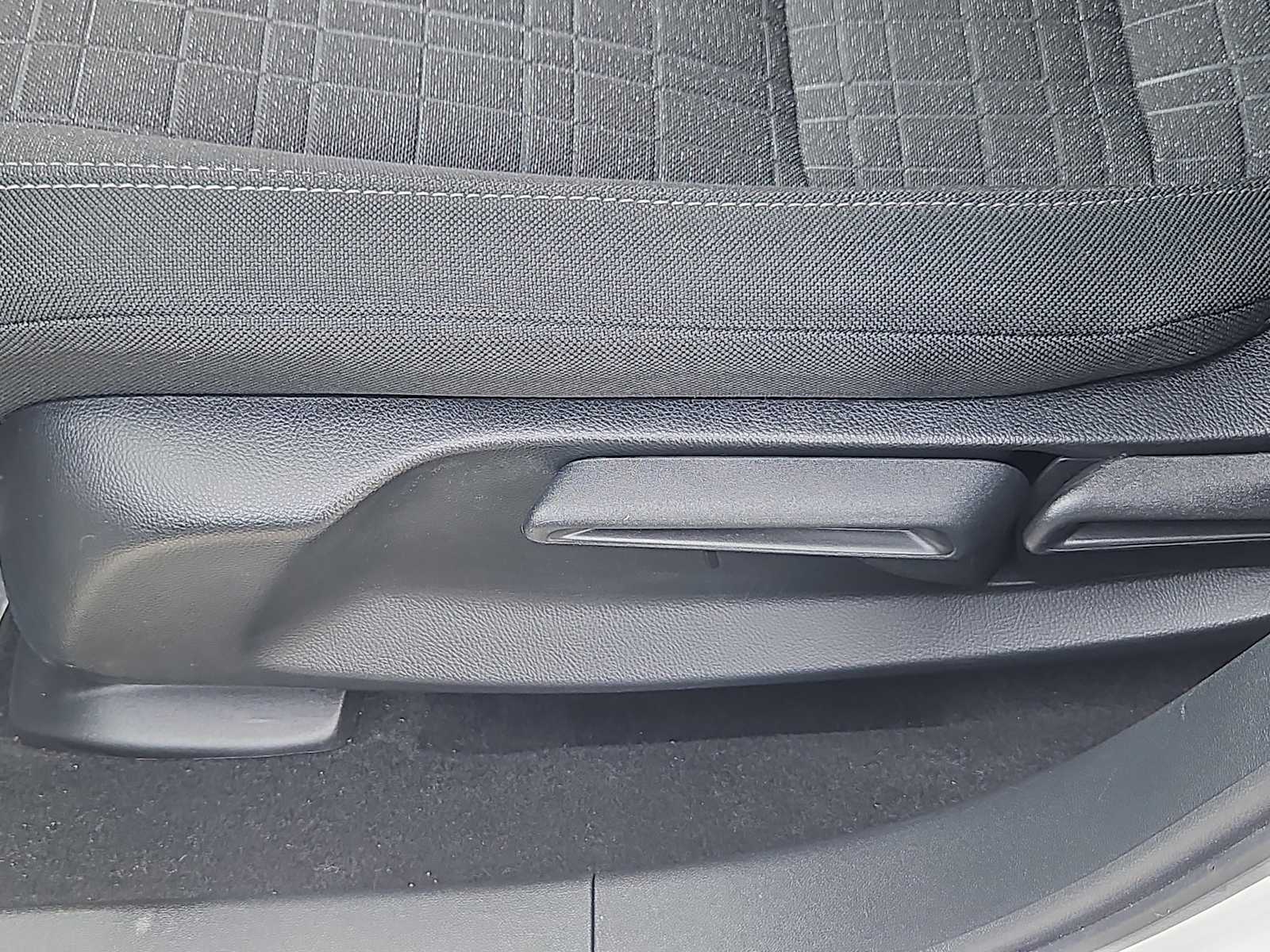2023 Honda HR-V LX - Photo 17