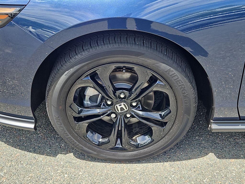 2025 Honda Accord SE - Photo 7