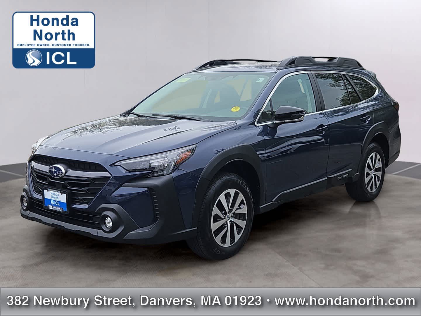 2025 Subaru Outback Premium's photo