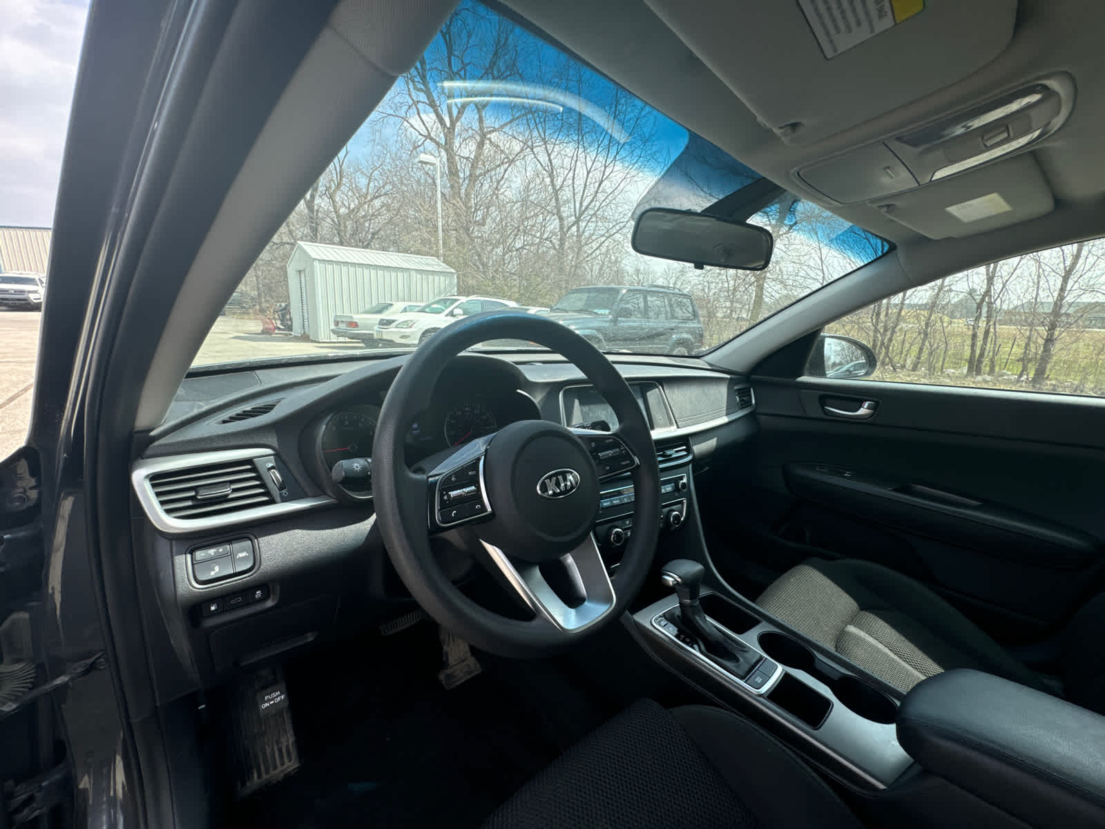 2019 Kia Optima LX 8
