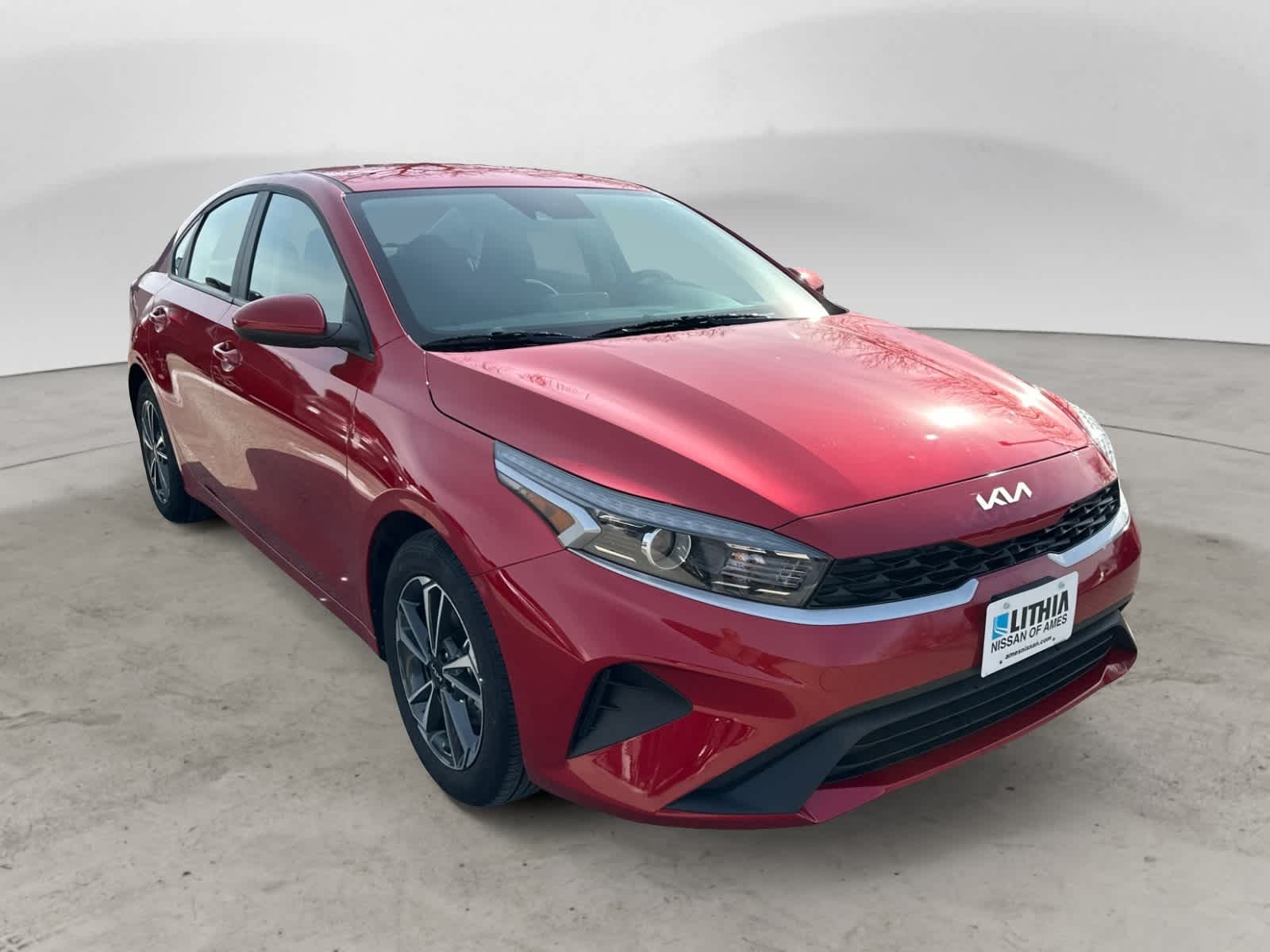 Thumbnail: 2024 Kia Forte - 4