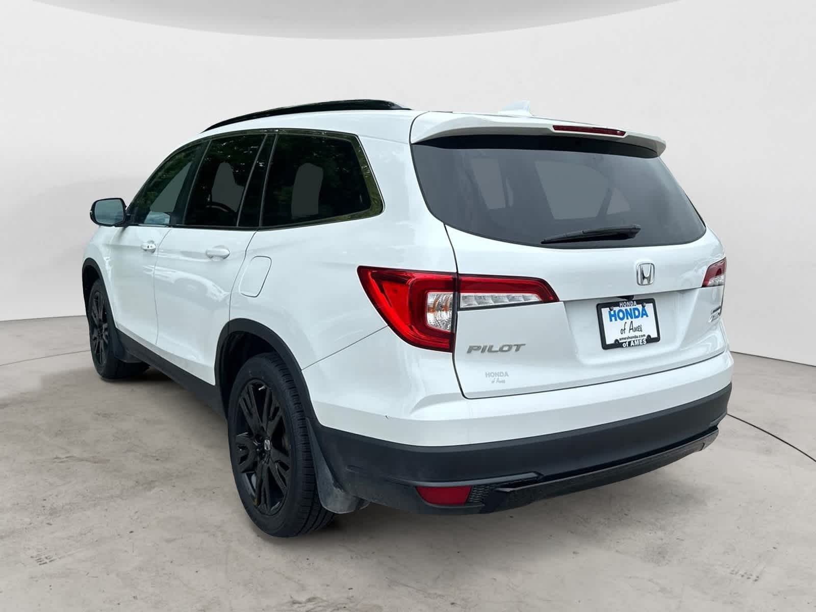 Thumbnail: 2022 Honda Pilot - 2