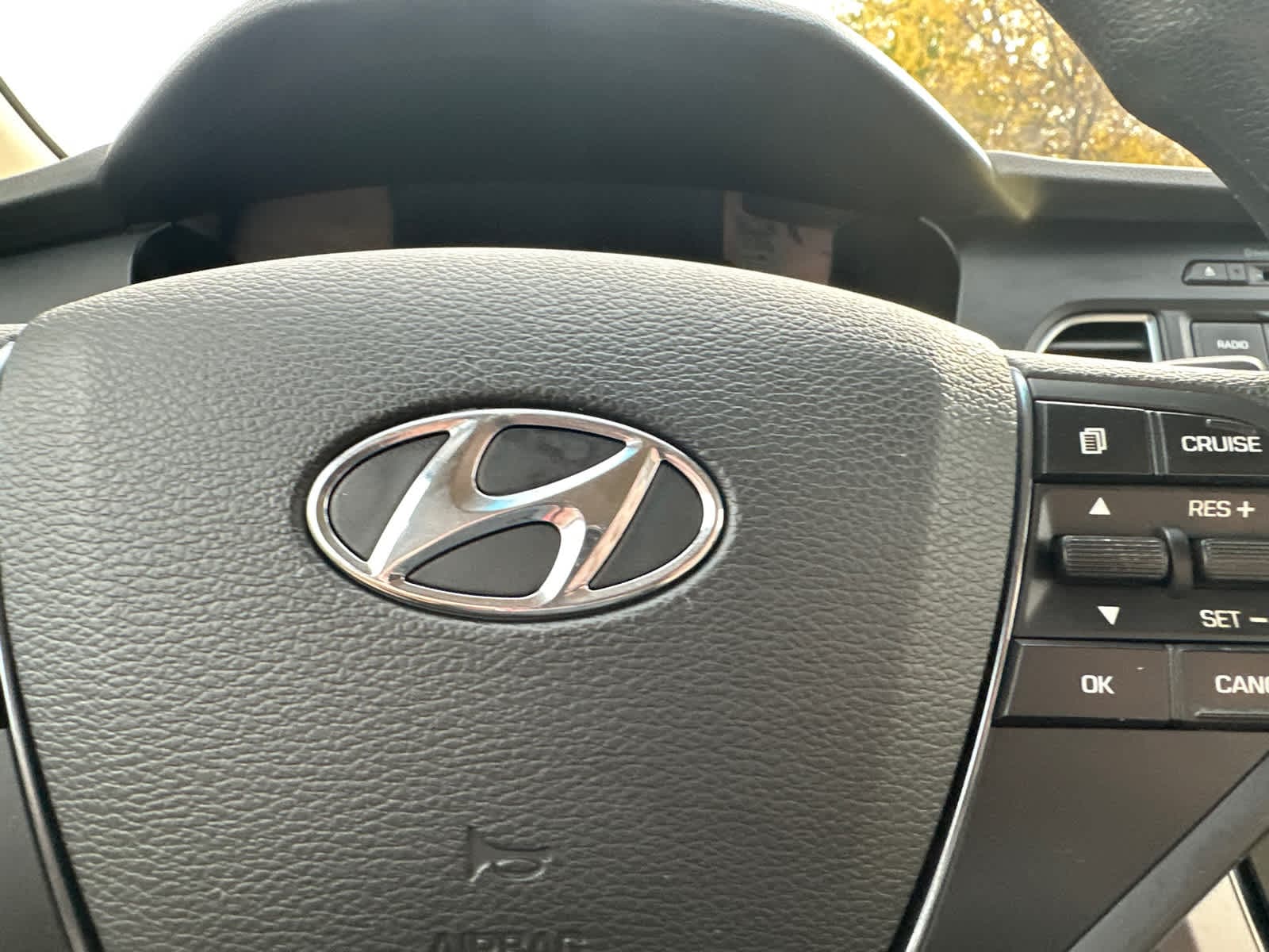 Thumbnail: 2015 Hyundai Sonata - 19