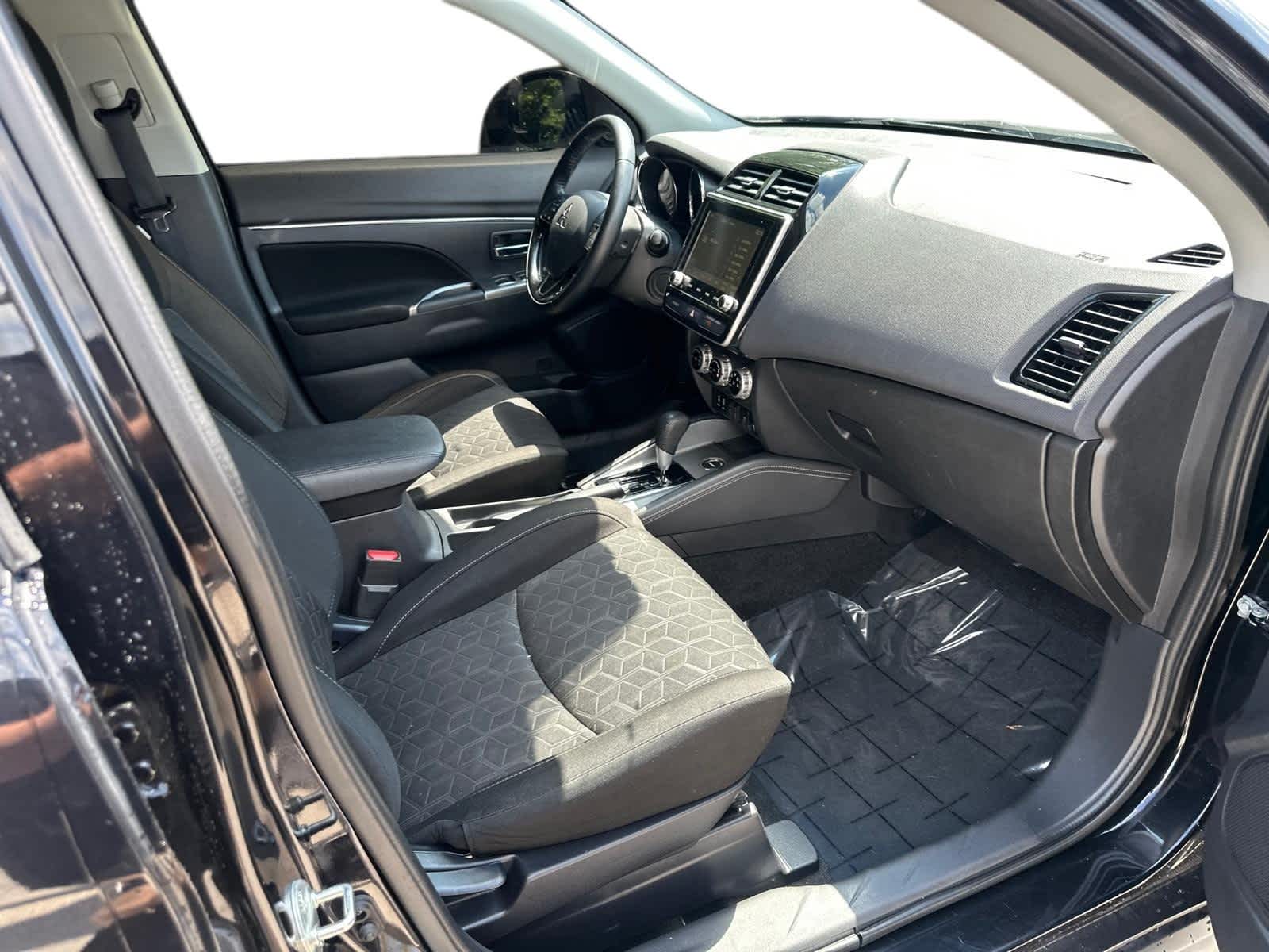 Thumbnail: 2021 Mitsubishi Outlander Sport - 6