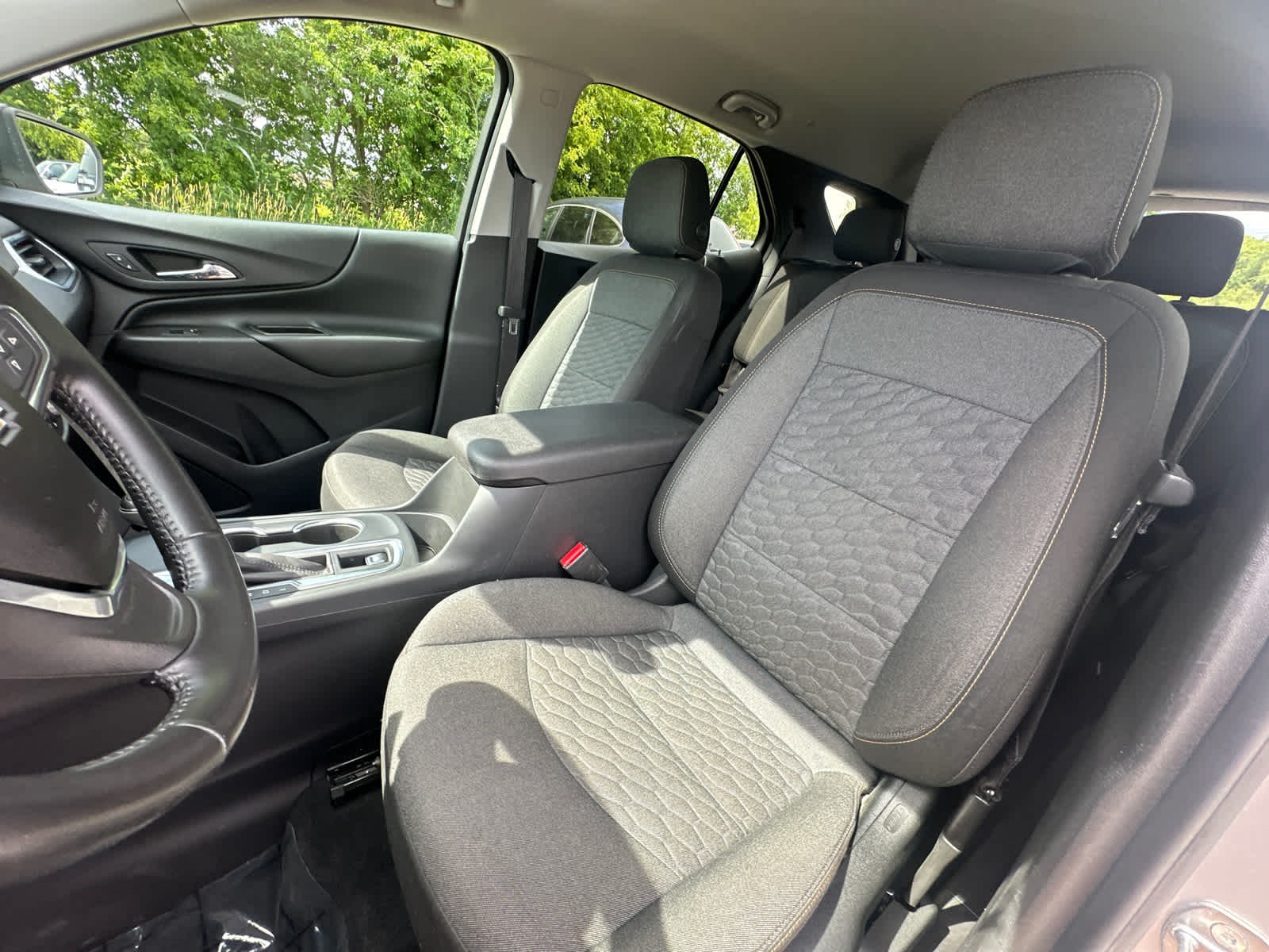 Thumbnail: 2020 Chevrolet Equinox - 24