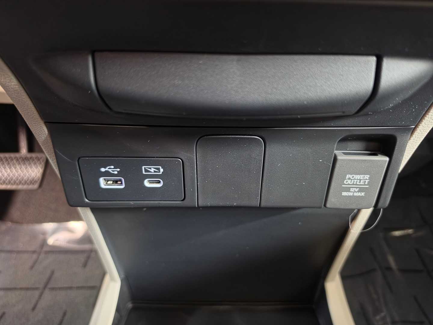Thumbnail: 2026 Honda Odyssey - 16