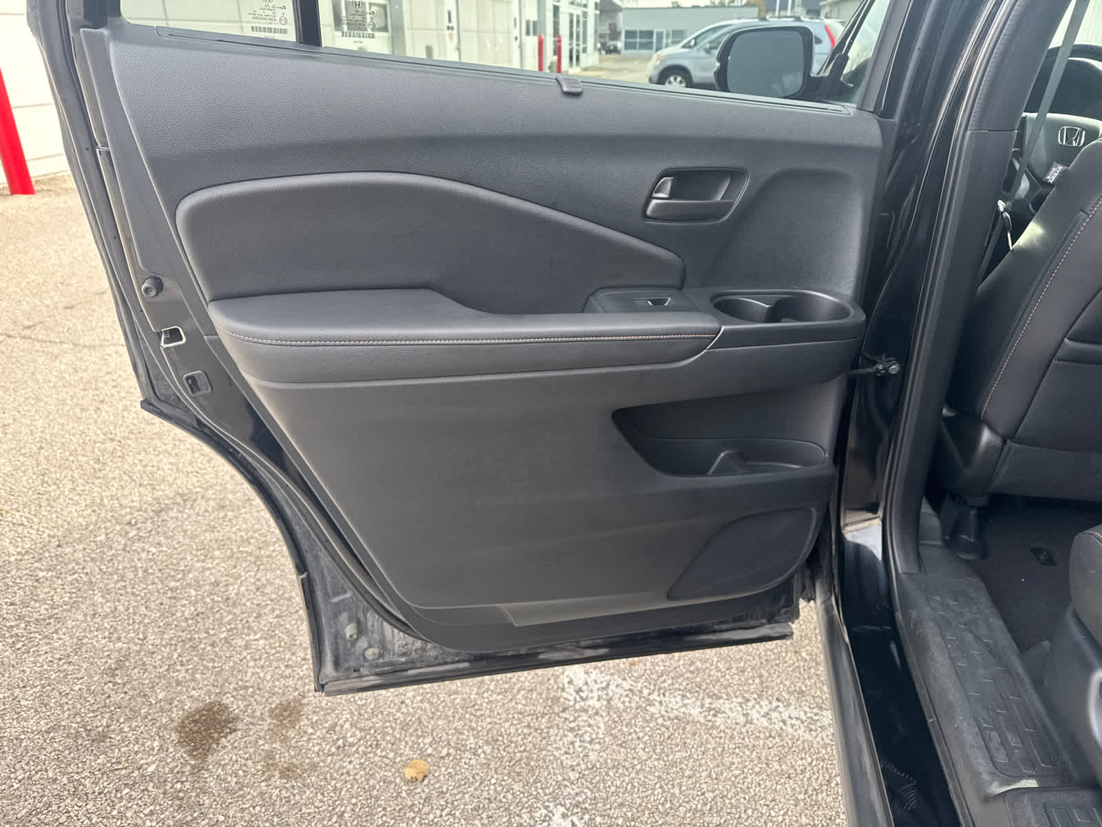 Thumbnail: 2023 Honda Passport - 14