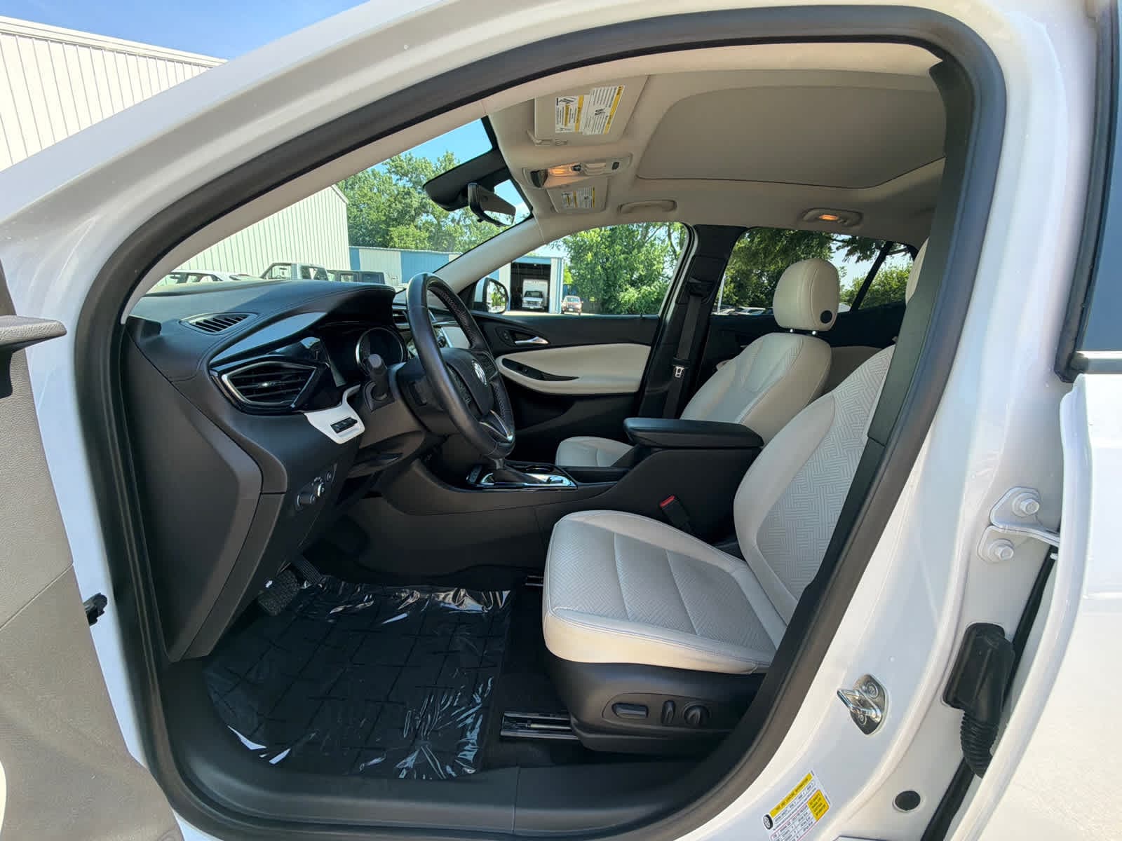 Thumbnail: 2020 Buick Encore GX - 18