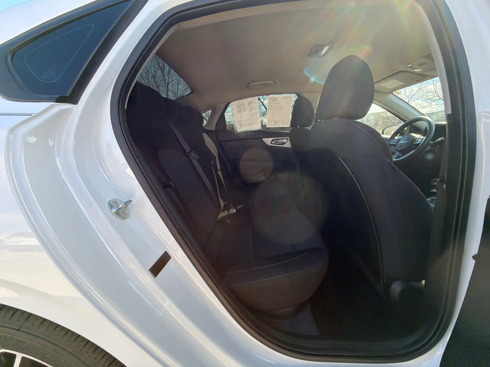 Thumbnail: 2022 Kia Forte - 13