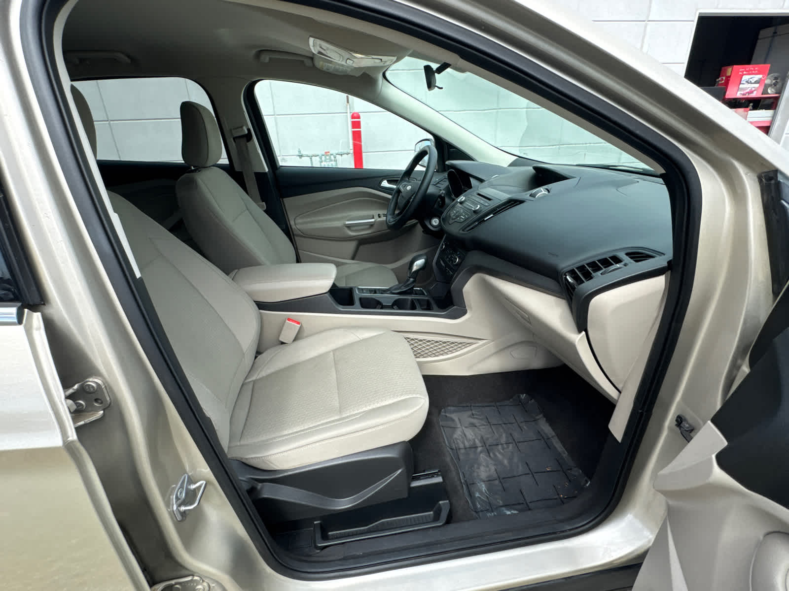 Thumbnail: 2018 Ford Escape - 8