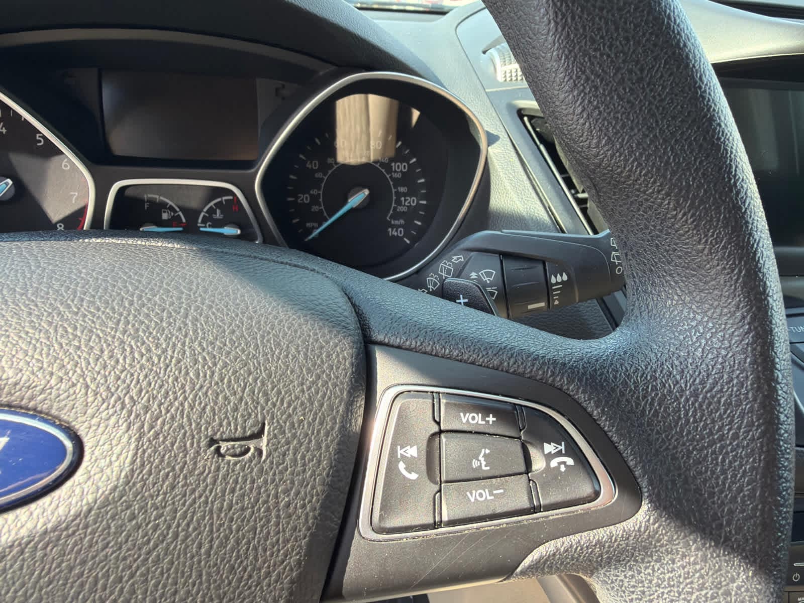 Thumbnail: 2017 Ford Escape - 23