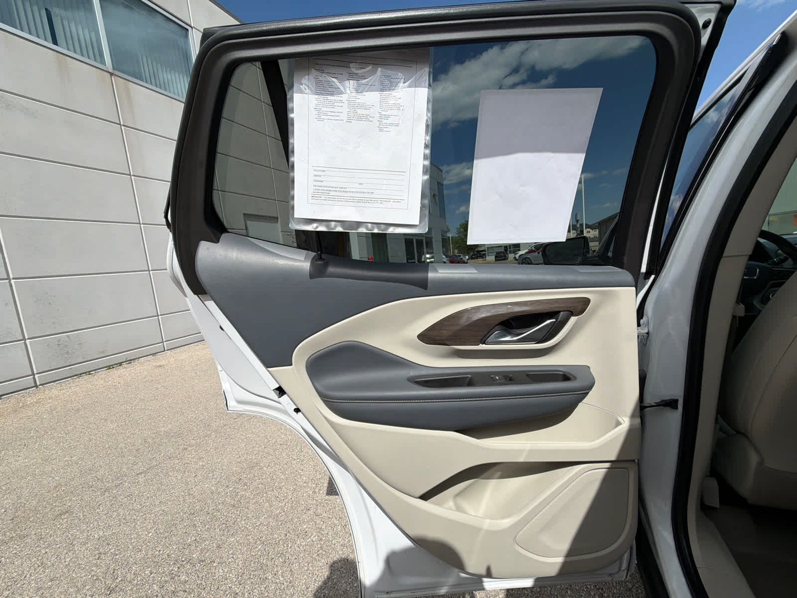 Thumbnail: 2022 GMC Terrain - 14