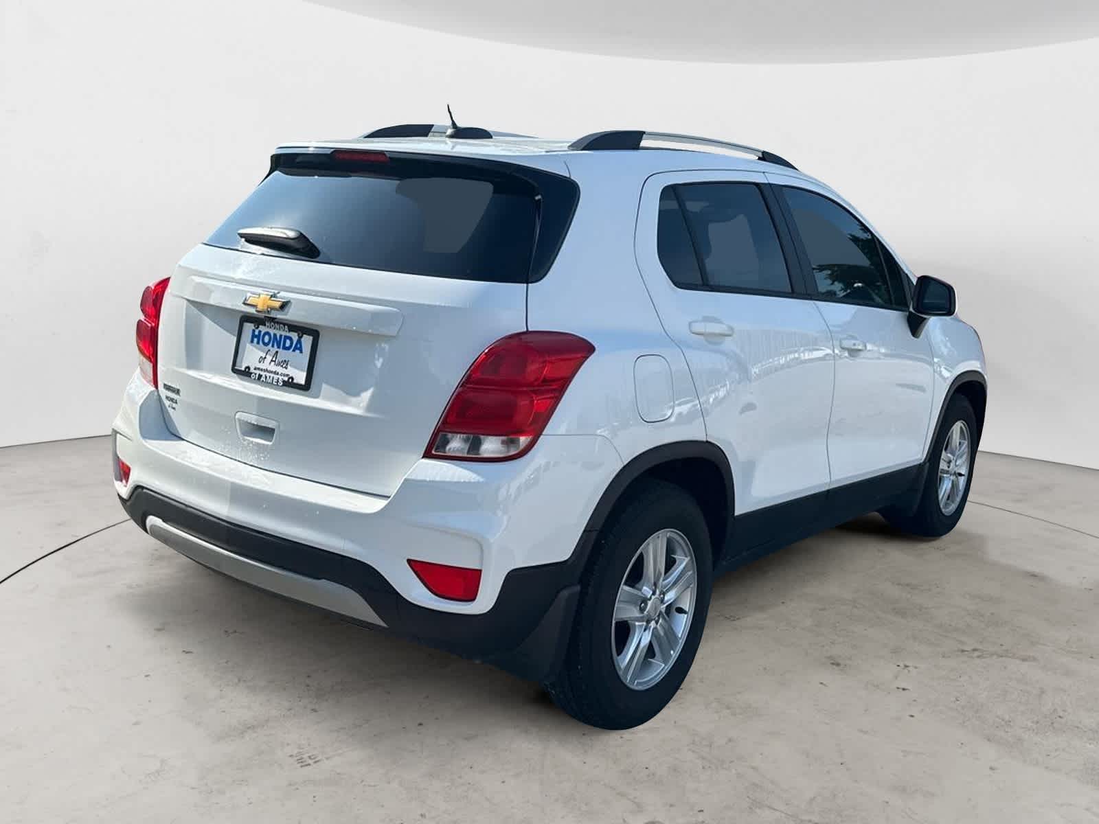 Thumbnail: 2021 Chevrolet Trax - 6