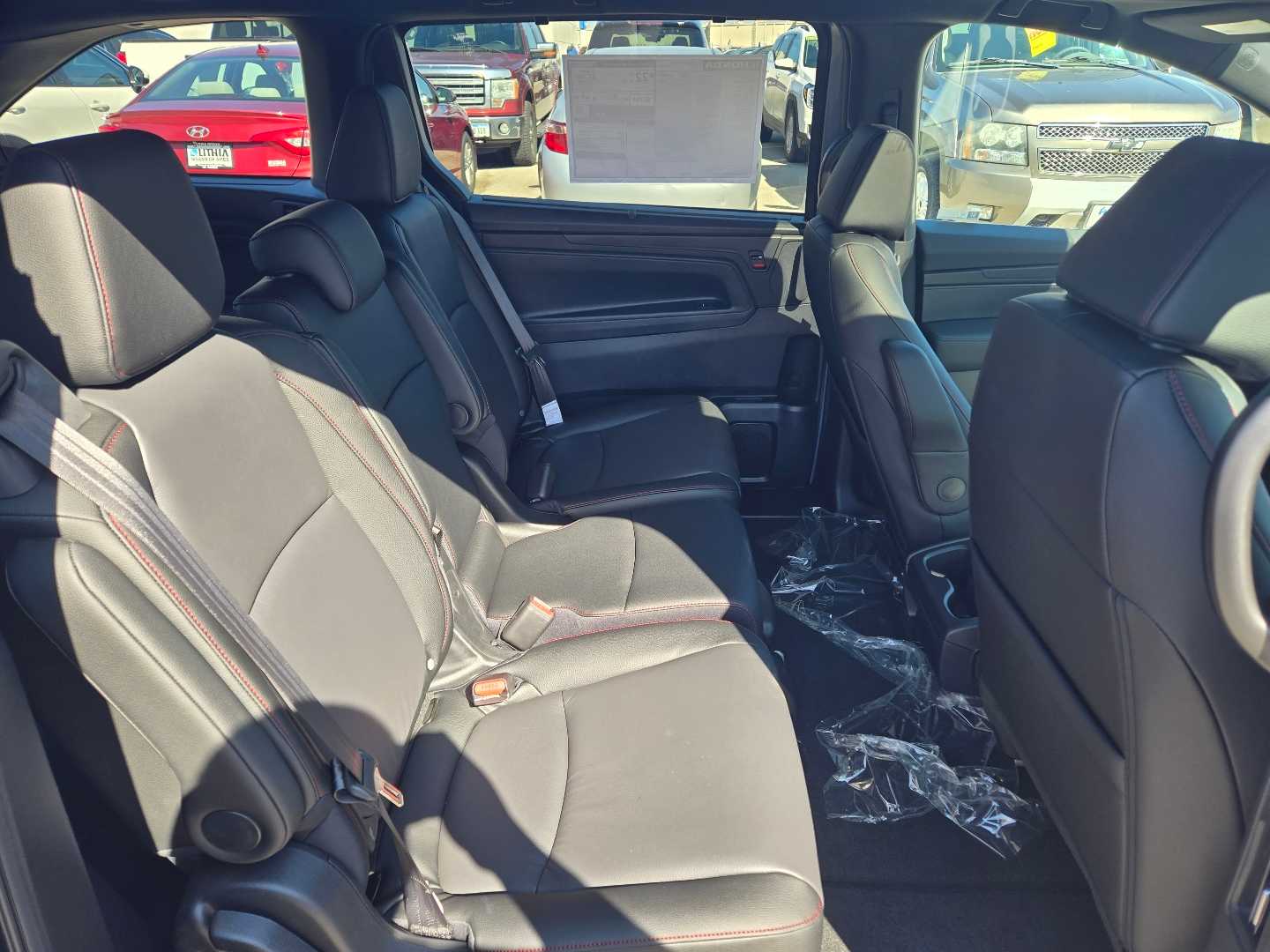 Thumbnail: 2026 Honda Odyssey - 11