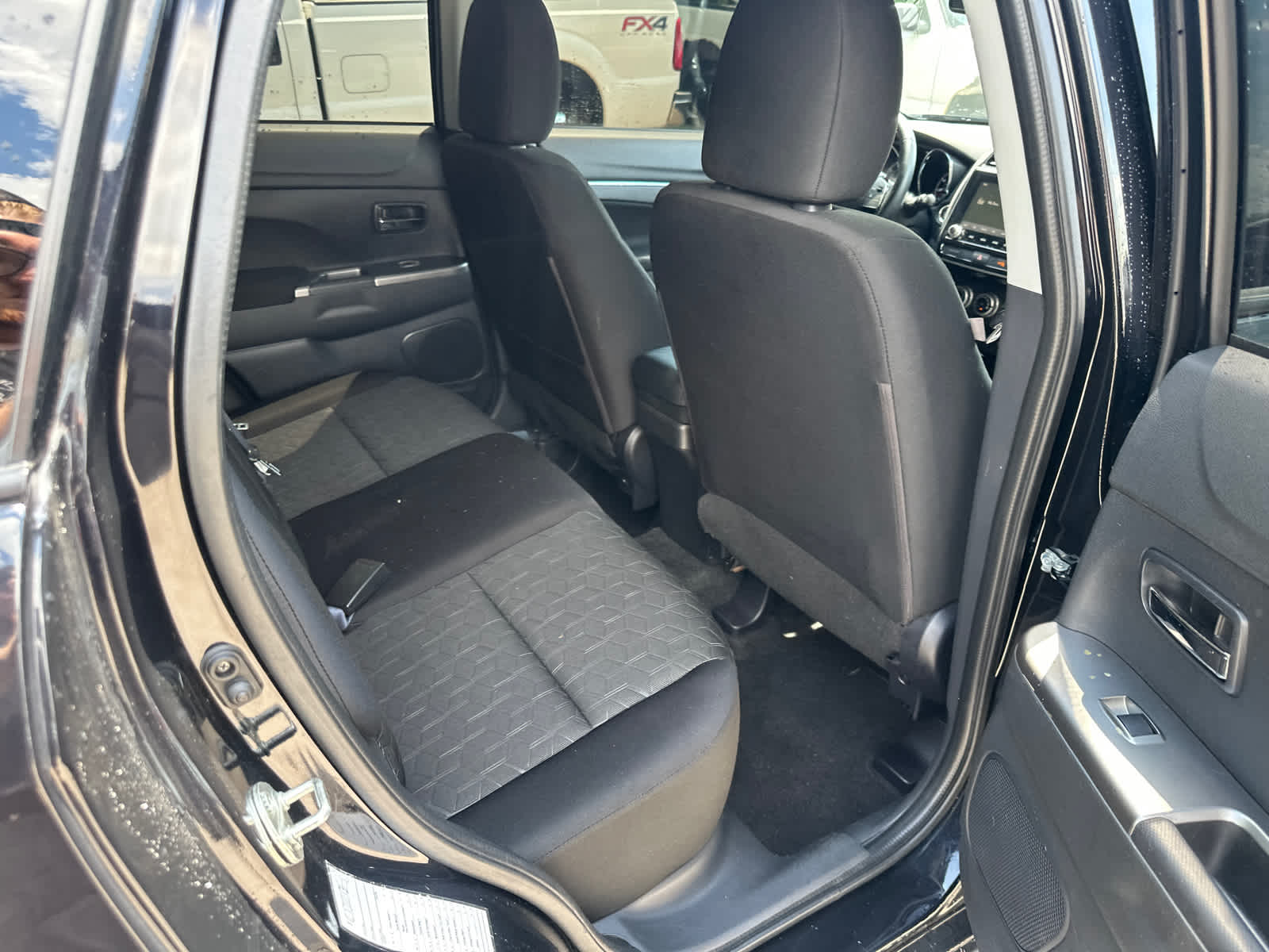 Thumbnail: 2021 Mitsubishi Outlander Sport - 8