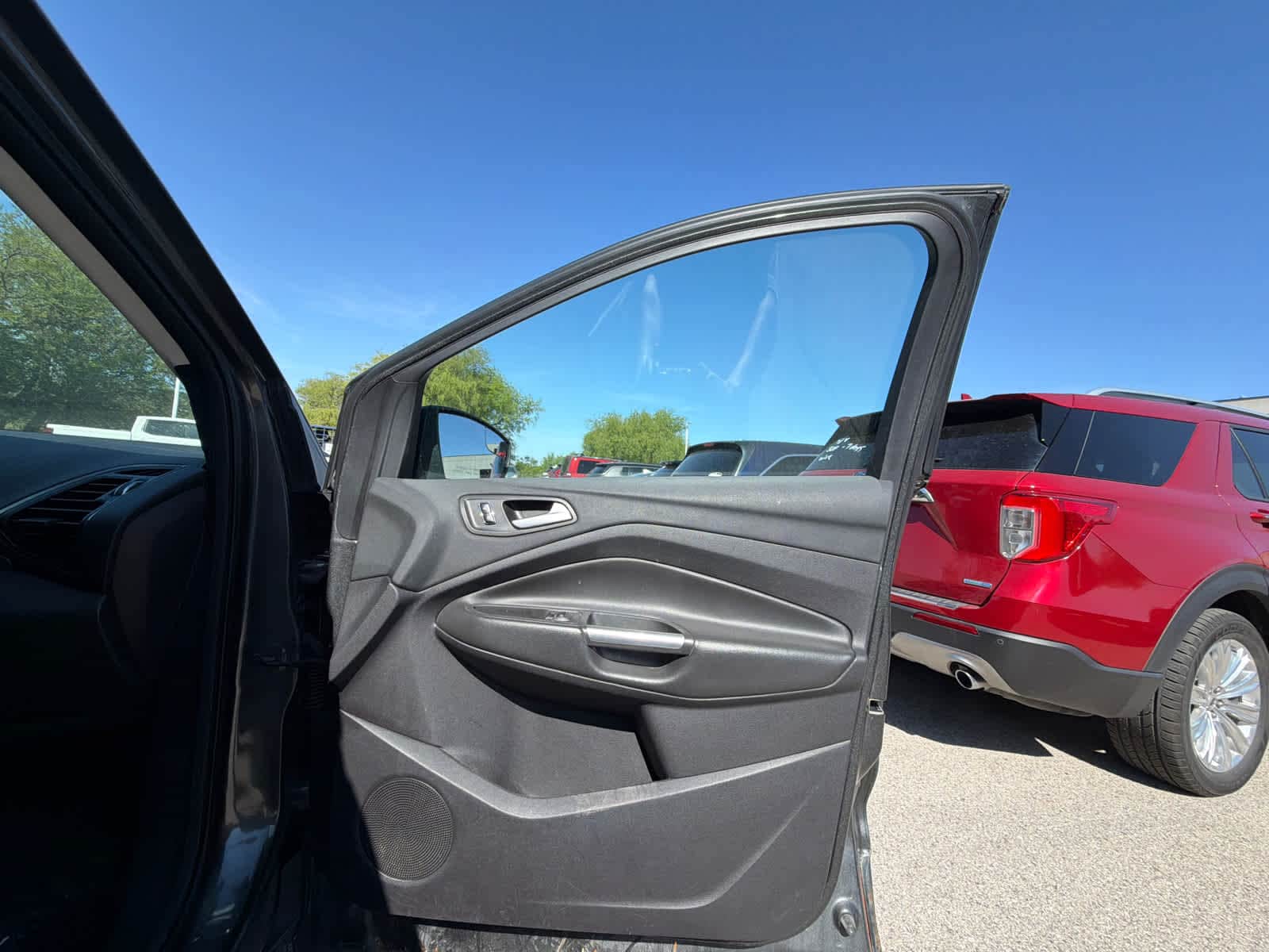 Thumbnail: 2016 Ford Escape - 7