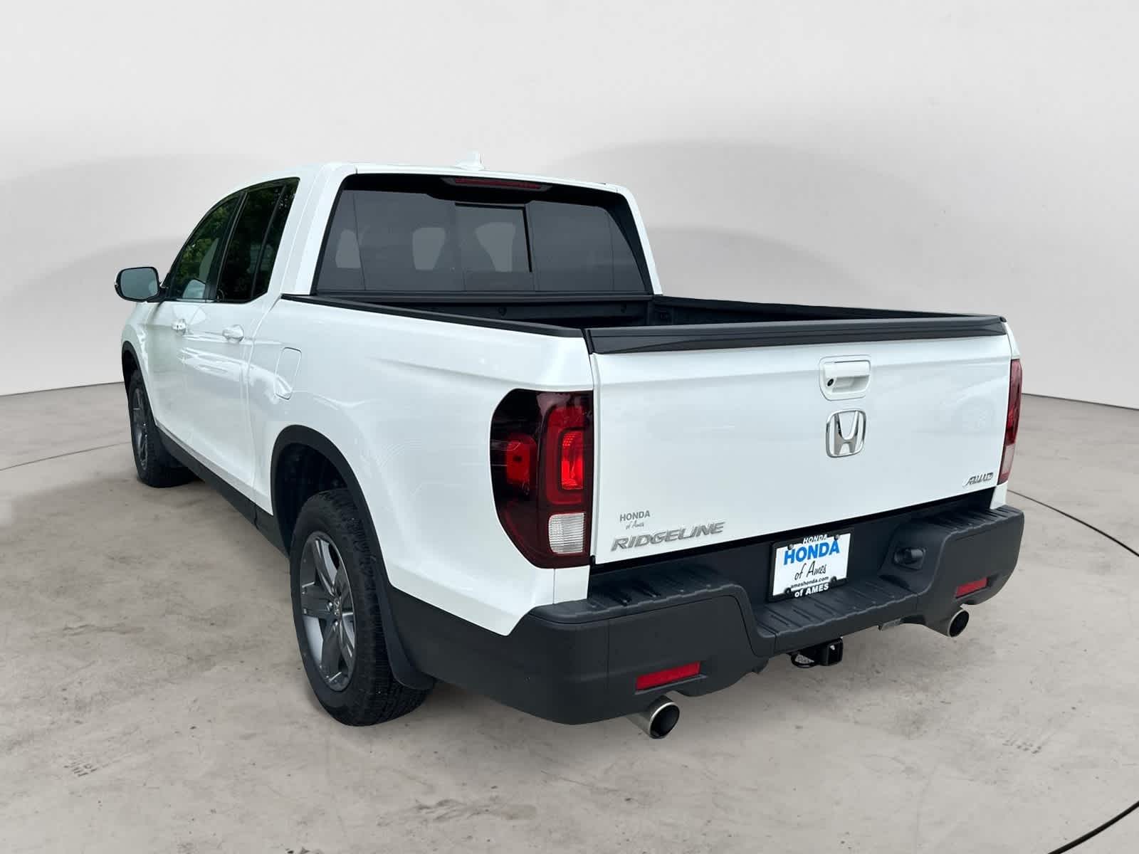 Thumbnail: 2022 Honda Ridgeline - 2