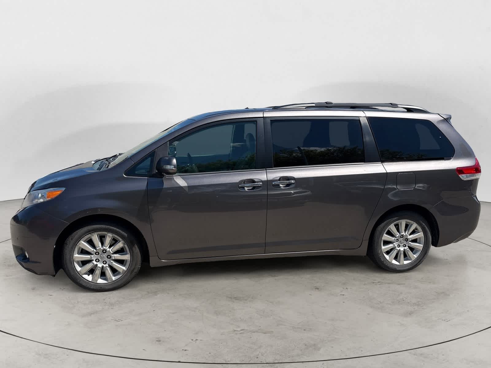 2013 Toyota Sienna Limited -
                  Ames, IA