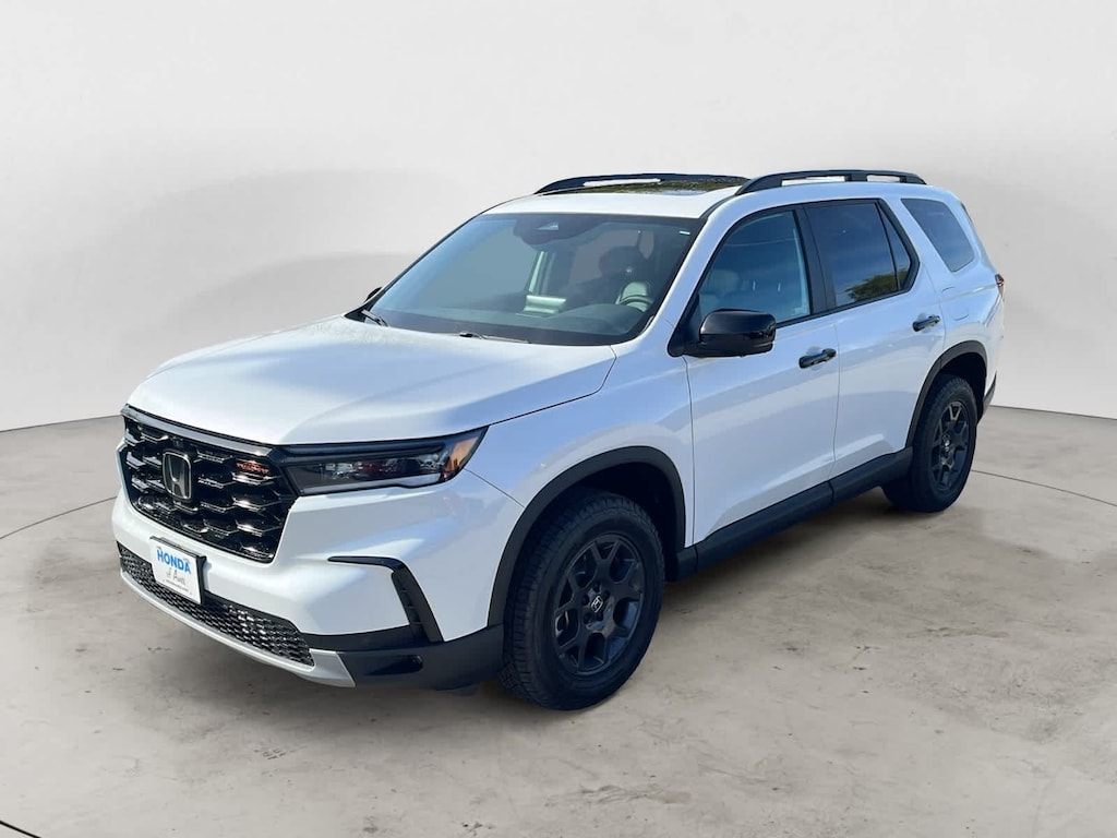New 2025 Honda Pilot TrailSport SUV