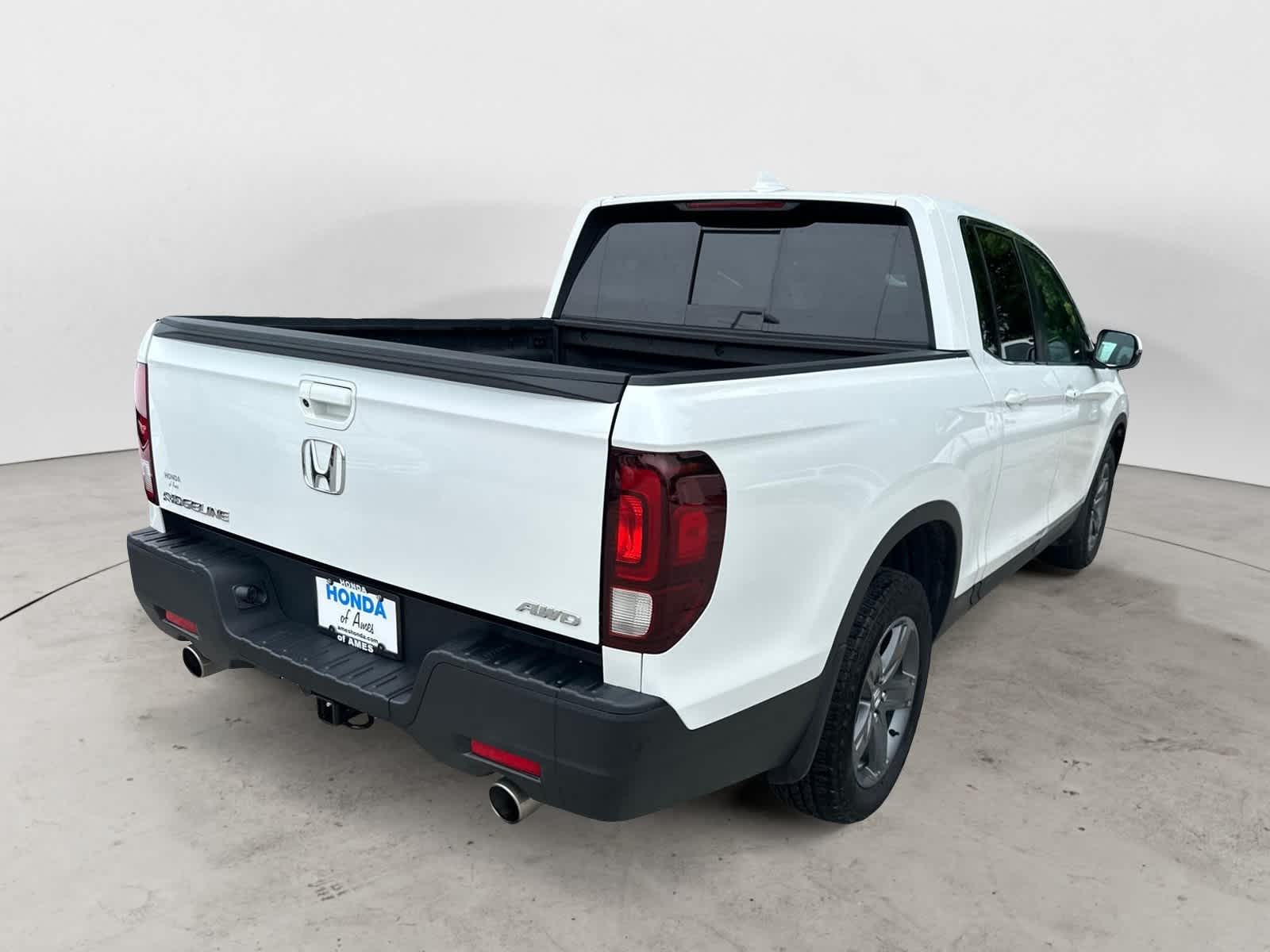 Thumbnail: 2022 Honda Ridgeline - 3